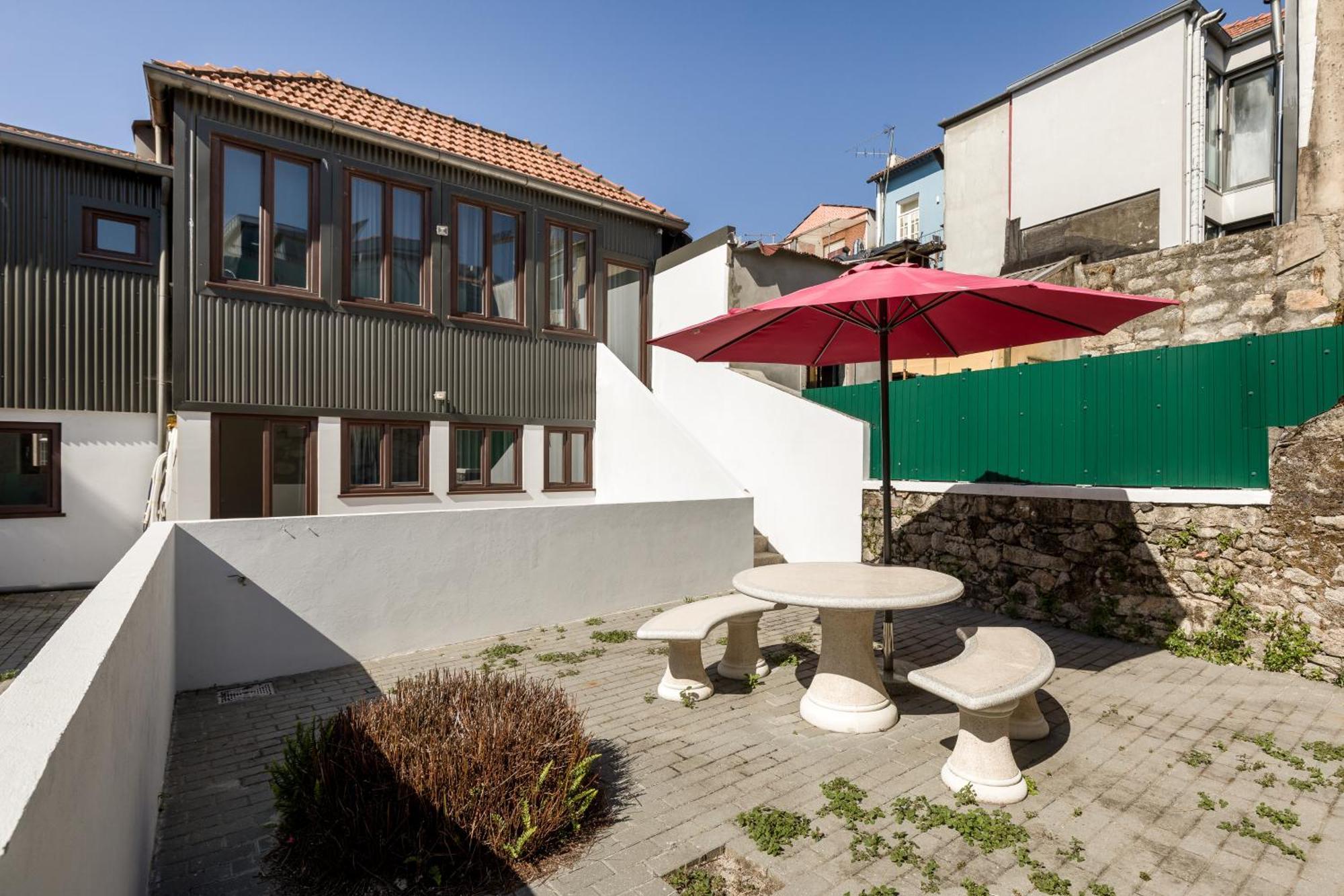 Bra.Com Apartments Oporto Pinheiros Екстер'єр фото
