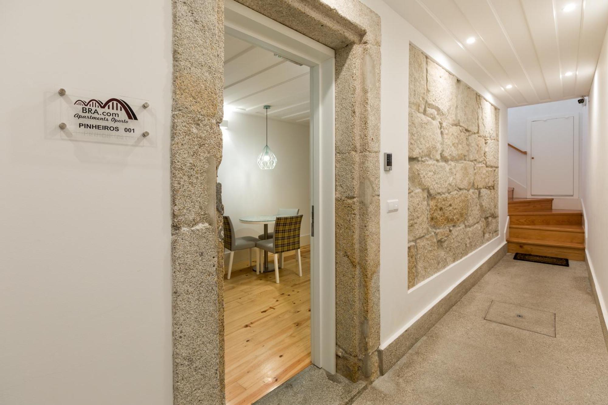 Bra.Com Apartments Oporto Pinheiros Екстер'єр фото